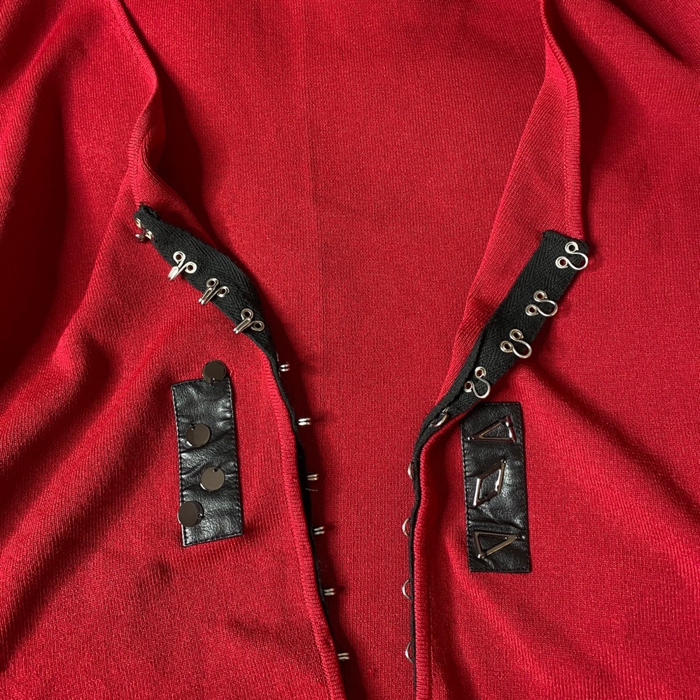 Red Cardigan Fitted Silhouette Metal Accents Multi Media Design - Picture 10 of 11